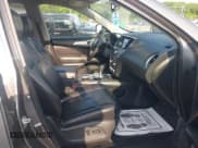 ✅ 2018 Nissan Pathfinder SL • VIN: 5N1DR2MM5JC620323 • Лот: 42579417. Опубликован ранее на IAAI с пробегом 104 623 миль. Бесплатный доступ к архиву аукционных продаж из США и подробный отчёт об истории автомобиля на DreamBid. Изображение 5.