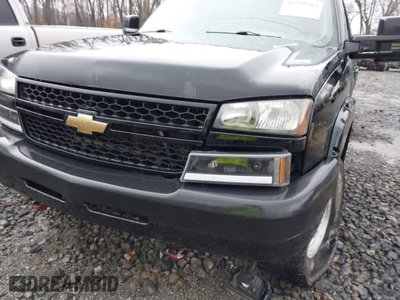 ✅ 2007 Chevrolet Silverado 2500HD LT1 • VIN: 1GCHK23D67F163914 • Lot: 43735183. Wystawiony na IAAI z przebiegiem 232 275 mil. Bezpłatny archiwum sprzedaży aukcyjnych z USA i szczegółowy raport historii pojazdu na DreamBid. Zdjęcie 21.