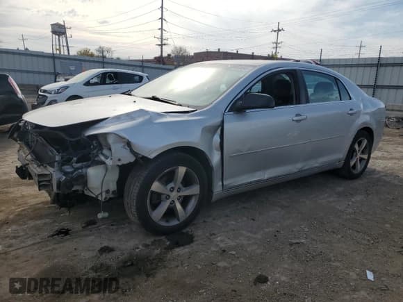 ✅ 2011 Chevrolet Malibu 1LT • VIN: 1G1ZC5E14BF390171 • Lot: 78727864. Listed on Copart with 121,763 mi. Free auction sales archive from the USA and detailed vehicle history report at DreamBid. Image 1.