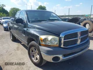 ✅ 2008 Dodge 1500 ST • VIN: 1D7HA18K88J205427 • Лот: 42991407. Опубликован ранее на IAAI с пробегом 303 198 миль. Бесплатный доступ к архиву аукционных продаж из США и подробный отчёт об истории автомобиля на DreamBid. Изображение 1.