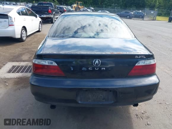 ✅ 2003 Acura TL • VIN: 19UUA56673A005526 • Lot: 43006401. Listed on IAAI with Not provided. Free auction sales archive from the USA and detailed vehicle history report at DreamBid. Image 15.