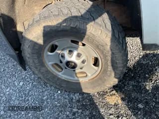 ✅ 2017 Chevrolet Silverado 2500HD Work Truck • VIN: 1GC2KUEG6HZ303839 • Lot: 42726888. Wystawiony na IAAI z przebiegiem 130 296 mil. Bezpłatny archiwum sprzedaży aukcyjnych z USA i szczegółowy raport historii pojazdu na DreamBid. Zdjęcie 1.