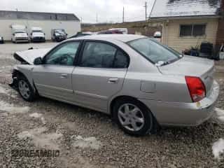 2005 Hyundai Elantra GLS с VIN KMHDN46D05U999090, выставлен на аукционе Copart как лот 81857824 с пробегом 77 968 миль миль и Списание • Salvage title. История ставок и продаж доступна на DreamBid. Изображение 2.