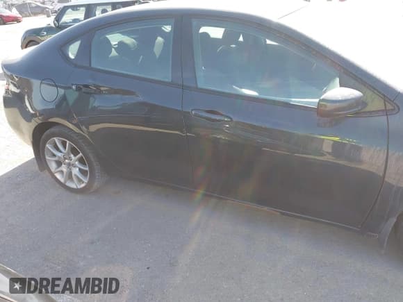 ✅ 2013 Dodge Dart SXT • VIN: 1C3CDFBA4DD288053 • Lot: 43669387. Wystawiony na IAAI z przebiegiem 92 260 mil. Bezpłatny archiwum sprzedaży aukcyjnych z USA i szczegółowy raport historii pojazdu na DreamBid. Zdjęcie 13.