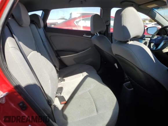 ✅ 2013 Hyundai Accent GS • VIN: KMHCT5AE5DU136498 • Лот: 72846994. Опубликован ранее на Copart с пробегом 98 038 миль. Бесплатный доступ к архиву аукционных продаж из США и подробный отчёт об истории автомобиля на DreamBid. Изображение 10.