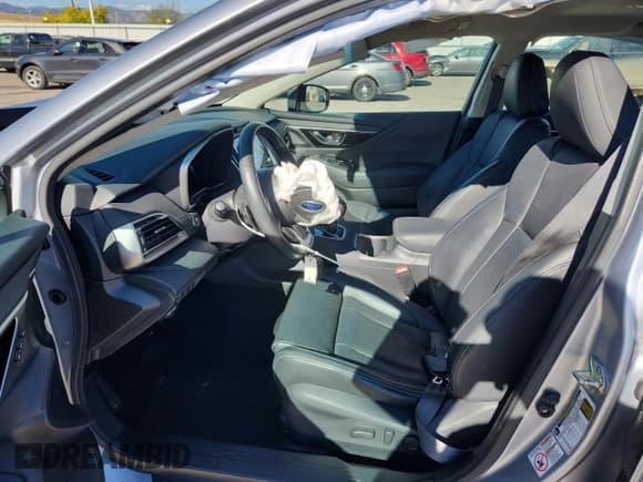 ✅ 2020 Subaru Legacy Limited • VIN: 4S3BWAN62L3017279 • Lot: 84581525. Listed on Copart with 33,125 mi. Free auction sales archive from the USA and detailed vehicle history report at DreamBid. Image 7.