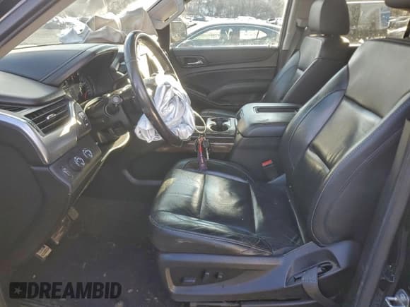 ✅ 2019 Chevrolet Tahoe LT • VIN: 1GNSKBKC2KR128395 • Lot: 95280655. Listed on Copart with 122,263 mi. Free auction sales archive from the USA and detailed vehicle history report at DreamBid. Image 7.