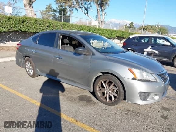 ✅ 2013 Nissan Sentra SV • VIN: 3N1AB7APXDL677569 • Lot: 43800393. Listed on IAAI with 194,394 mi. Free auction sales archive from the USA and detailed vehicle history report at DreamBid. Image 1.