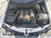 ✅ 2002 Mercedes-Benz CLK 320/430 • VIN: WDBLK65G52T109375 • Лот: 71832724. Опубликован ранее на Copart с пробегом 207 707 миль. Бесплатный доступ к архиву аукционных продаж из США и подробный отчёт об истории автомобиля на DreamBid. Изображение 11.