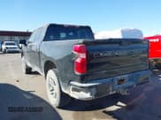 ✅ 2022 Chevrolet Silverado 1500 Custom • VIN: 3GCPABEK8NG527448 • Lot: 41143186. Wystawiony na IAAI z przebiegiem 60 991 mil. Bezpłatny archiwum sprzedaży aukcyjnych z USA i szczegółowy raport historii pojazdu na DreamBid. Zdjęcie 14.