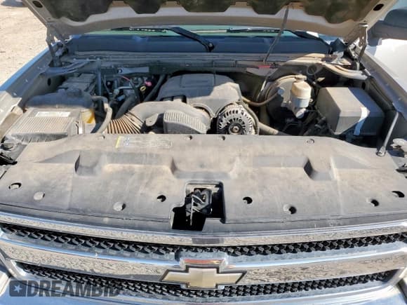 ✅ 2008 Chevrolet Silverado 1500 1LT • VIN: 1GCEC19068Z313955 • Lot: 80303245. Listed on Copart with 267,255 mi. Free auction sales archive from the USA and detailed vehicle history report at DreamBid. Image 11.