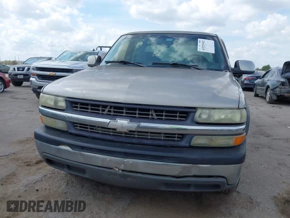 ✅ 2002 Chevrolet Silverado 1500 LS • VIN: 1GCEC19WX2Z111440 • Lot: 43529302. Wystawiony na IAAI z przebiegiem 334 234 mil. Bezpłatny archiwum sprzedaży aukcyjnych z USA i szczegółowy raport historii pojazdu na DreamBid. Zdjęcie 12.