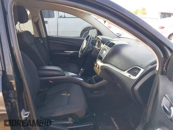 ✅ 2014 Dodge Journey SXT • VIN: 3C4PDCBG7ET127157 • Лот: 43523874. Опубликован ранее на IAAI с пробегом 201 028 миль. Бесплатный доступ к архиву аукционных продаж из США и подробный отчёт об истории автомобиля на DreamBid. Изображение 5.