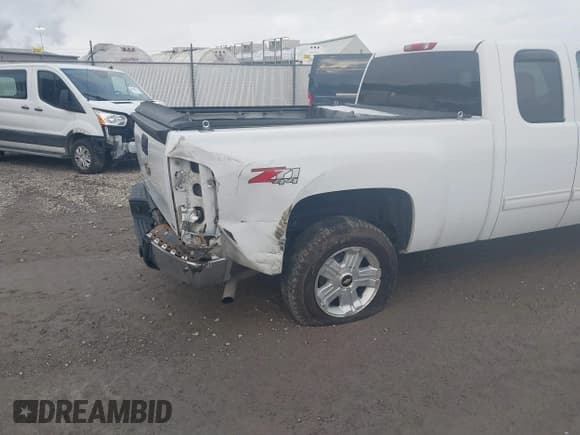 ✅ 2009 Chevrolet Silverado 1500 • VIN: 2GCEK390491107199 • Lot: 40873335. Listed on IAAI with 129,417 mi. Free auction sales archive from the USA and detailed vehicle history report at DreamBid. Image 6.