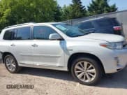 ✅ 2013 Toyota Highlander Limited • VIN: JTEDC3EH9D2013733 • Lot: 42861471. Listed on IAAI with Not provided. Free auction sales archive from the USA and detailed vehicle history report at DreamBid. Image 13.