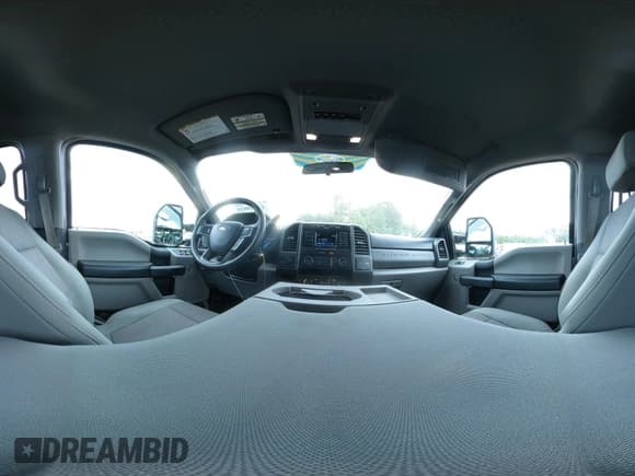 ✅ 2019 Ford F-250 XL • VIN: 1FT7W2B63KED50352 • Lot: 43069026. Listed on IAAI with 81,672 mi. Free auction sales archive from the USA and detailed vehicle history report at DreamBid. Image 22.