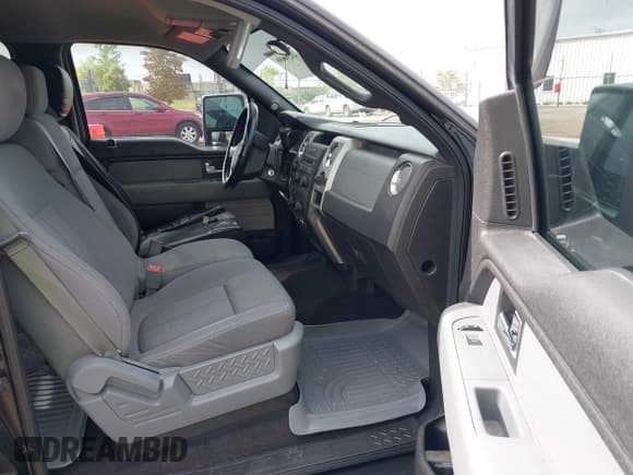 ✅ 2012 Ford F-150 XL • VIN: 1FTFW1ET0CFA11518 • Lot: 43294488. Listed on IAAI with 168,042 mi. Free auction sales archive from the USA and detailed vehicle history report at DreamBid. Image 5.