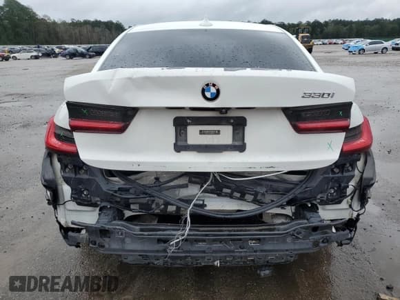 ✅ 2020 BMW 3 Series 330i • VIN: 3MW5R1J07L8B21079 • Lot: 84634025. Listed on Copart with 106,009 mi. Free auction sales archive from the USA and detailed vehicle history report at DreamBid. Image 6.