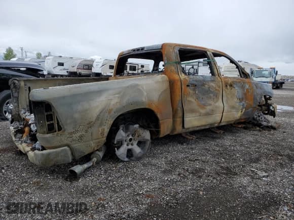 ✅ 2024 Ram 1500 Big Horn • VIN: 1C6SRFFT3RN187082 • Лот: 58057025. Опубликован ранее на Copart с пробегом Не указан. Бесплатный доступ к архиву аукционных продаж из США и подробный отчёт об истории автомобиля на DreamBid. Изображение 3.