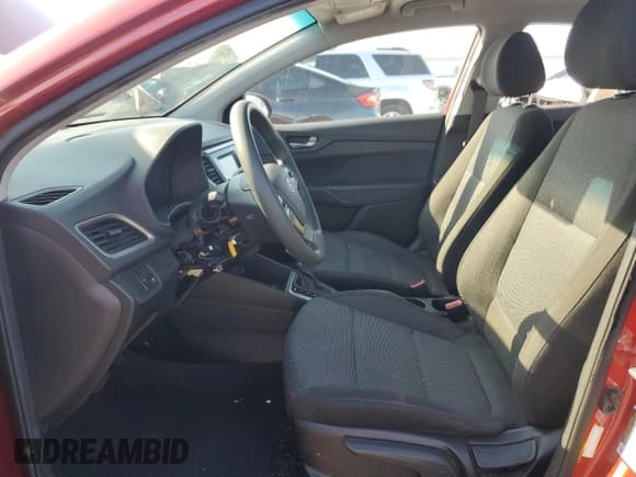 ✅ 2019 Hyundai Accent SE • VIN: 3KPC24A32KE076305 • Лот: 78804204. Опубликован ранее на Copart с пробегом 89 368 миль. Бесплатный доступ к архиву аукционных продаж из США и подробный отчёт об истории автомобиля на DreamBid. Изображение 7.