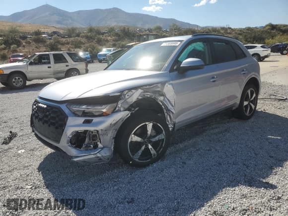 ✅ 2023 Audi Q5 S line Prestige • VIN: WA1FAAFYXP2194734 • Lot: 71565895. Wystawiony na Copart z przebiegiem 8 408 mil. Bezpłatny archiwum sprzedaży aukcyjnych z USA i szczegółowy raport historii pojazdu na DreamBid. Zdjęcie 1.