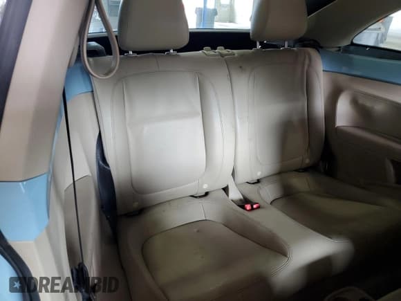 ✅ 2014 Volkswagen Beetle 1.8T • VIN: 3VWJ07AT7EM634994 • Lot: 81520245. Listed on Copart with Not provided. Free auction sales archive from the USA and detailed vehicle history report at DreamBid. Image 10.