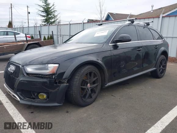 ✅ 2015 Audi allroad A4 Premium Plus • VIN: WA1UFAFL7FA117966 • Лот: 41530094. Опубликован ранее на IAAI с пробегом Не указан. Бесплатный доступ к архиву аукционных продаж из США и подробный отчёт об истории автомобиля на DreamBid. Изображение 20.