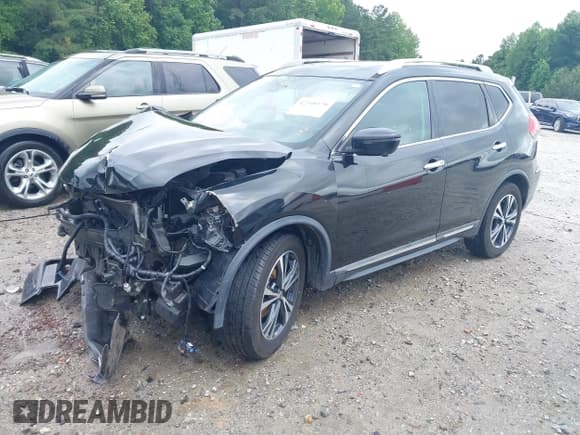 ✅ 2017 Nissan Rogue SL • VIN: 5N1AT2MT8HC732037 • Lot: 42348170. Listed on IAAI with 109,953 mi. Free auction sales archive from the USA and detailed vehicle history report at DreamBid. Image 19.