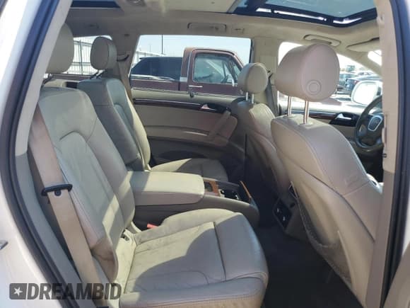 ✅ 2008 Audi Q7 Premium • VIN: WA1BV74L18D016780 • Lot: 70465544. Listed on Copart with 186,904 mi. Free auction sales archive from the USA and detailed vehicle history report at DreamBid. Image 10.