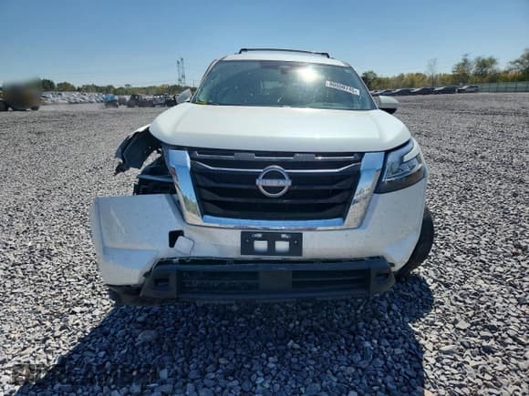 ✅ 2022 Nissan Pathfinder SV • VIN: 5N1DR3BC3NC244517 • Lot: 80559745. Listed on Copart with 40,997 mi. Free auction sales archive from the USA and detailed vehicle history report at DreamBid. Image 5.