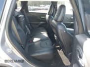 ✅ 2019 Jeep Cherokee Limited • VIN: 1C4PJMDX2KD217152 • Лот: 43184592. Опубликован ранее на IAAI с пробегом 54 466 миль. Бесплатный доступ к архиву аукционных продаж из США и подробный отчёт об истории автомобиля на DreamBid. Изображение 8.