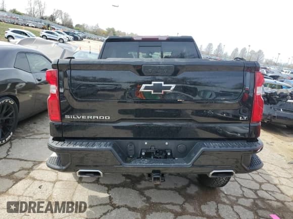 ✅ 2021 Chevrolet Silverado 1500 LT Trail Boss • VIN: 3GCPYFED4MG382962 • Lot: 46763964. Wystawiony na Copart z przebiegiem 91 071 mil. Bezpłatny archiwum sprzedaży aukcyjnych z USA i szczegółowy raport historii pojazdu na DreamBid. Zdjęcie 6.