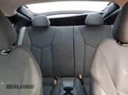 ✅ 2016 Hyundai Veloster • VIN: KMHTC6AD8GU281827 • Lot: 84548994. Wystawiony na Copart z przebiegiem 88 454 mil. Bezpłatny archiwum sprzedaży aukcyjnych z USA i szczegółowy raport historii pojazdu na DreamBid. Zdjęcie 10.