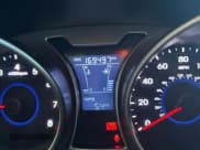 ✅ 2012 Hyundai Veloster w/Red Int • VIN: KMHTC6AD6CU036826 • Lot: 82190224. Wystawiony na Copart z przebiegiem 169 497 mil. Bezpłatny archiwum sprzedaży aukcyjnych z USA i szczegółowy raport historii pojazdu na DreamBid. Zdjęcie 8.