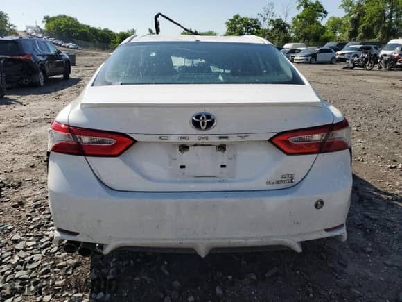 2020 Toyota Camry Hybrid SE с VIN 4T1J31AK2LU521294, выставлен на аукционе Copart как лот 61753045 с пробегом 141 220 миль миль и Списание • Salvage title. История ставок и продаж доступна на DreamBid. Изображение 6.