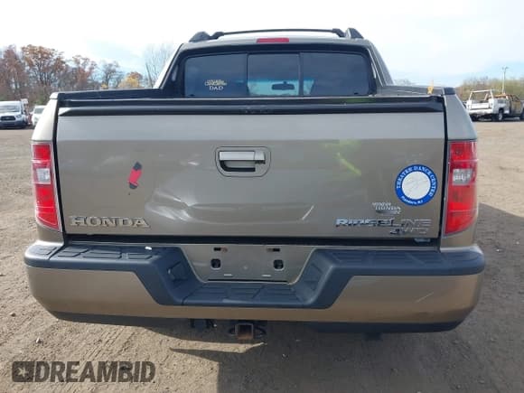 ✅ 2011 Honda Ridgeline RTL • VIN: 5FPYK1F58BB452988 • Лот: 43645683. Опубликован ранее на IAAI с пробегом 223 624 миль. Бесплатный доступ к архиву аукционных продаж из США и подробный отчёт об истории автомобиля на DreamBid. Изображение 16.