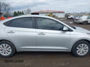 ✅ 2019 Hyundai Accent SE • VIN: 3KPC24A35KE052161 • Лот: 41916742. Опубликован ранее на IAAI с пробегом 132 363 миль. Бесплатный доступ к архиву аукционных продаж из США и подробный отчёт об истории автомобиля на DreamBid. Изображение 13.