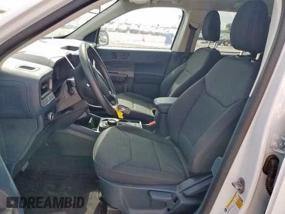 ✅ 2025 Ford Maverick XL • VIN: 3FTTW8A35SRA61477 • Lot: 63443405. Listed on Copart with 2,413 mi. Free auction sales archive from the USA and detailed vehicle history report at DreamBid. Image 7.