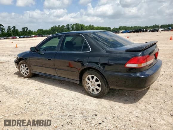 ✅ 2002 Honda Accord SE • VIN: JHMCG56762C007058 • Lot: 64397665. Listed on Copart with 194,543 mi. Free auction sales archive from the USA and detailed vehicle history report at DreamBid. Image 2.