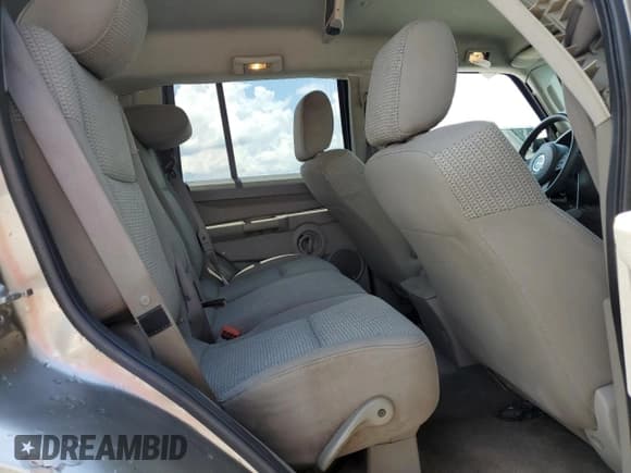 ✅ 2006 Jeep Commander • VIN: 1J8HH48K36C199621 • Lot: 61419785. Listed on Copart with Not provided. Free auction sales archive from the USA and detailed vehicle history report at DreamBid. Image 11.