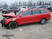✅ 2008 Volkswagen Passat Komfort • VIN: WVWXK73CX8E238508 • Лот: 45810975. Опубликован ранее на Copart с пробегом 199 870 миль. Бесплатный доступ к архиву аукционных продаж из США и подробный отчёт об истории автомобиля на DreamBid. Изображение 1.