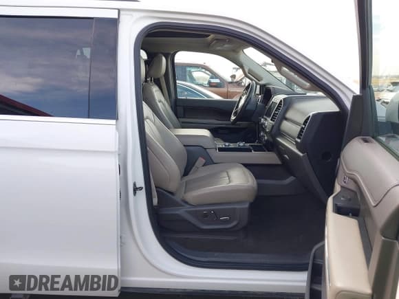 ✅ 2021 Ford Expedition Max Limited • VIN: 1FMJK2AT9MEA49561 • Лот: 43703579. Опубликован ранее на IAAI с пробегом 61 055 миль. Бесплатный доступ к архиву аукционных продаж из США и подробный отчёт об истории автомобиля на DreamBid. Изображение 5.