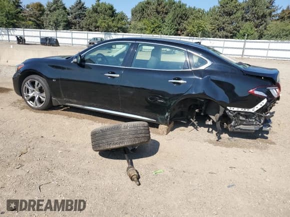 ✅ 2015 Infiniti Q70 • VIN: JN1BY1PR9FM832145 • Lot: 80178625. Wystawiony na Copart z przebiegiem 156 544 mil. Bezpłatny archiwum sprzedaży aukcyjnych z USA i szczegółowy raport historii pojazdu na DreamBid. Zdjęcie 2.
