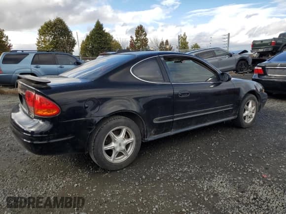 ✅ 2000 Oldsmobile Alero GLS • VIN: 1G3NF12E3YC416007 • Лот: 76420864. Опубликован ранее на Copart с пробегом 161 678 миль. Бесплатный доступ к архиву аукционных продаж из США и подробный отчёт об истории автомобиля на DreamBid. Изображение 3.