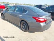 ✅ 2017 Nissan Altima SL • VIN: 1N4AL3AP8HC279531 • Lot: 43071440. Listed on IAAI with 112,883 mi. Free auction sales archive from the USA and detailed vehicle history report at DreamBid. Image 3.