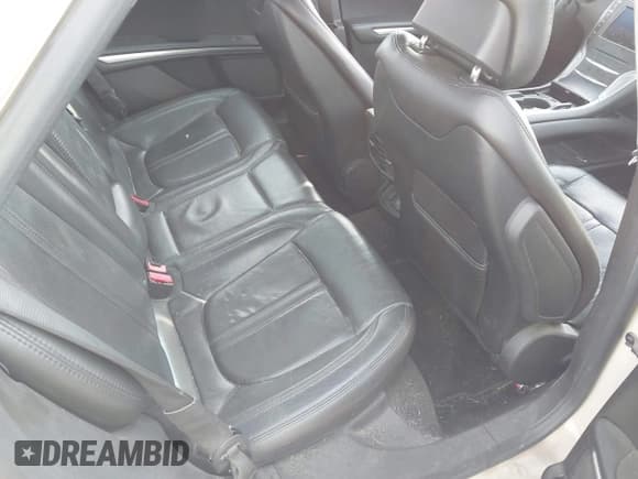 ✅ 2014 Lincoln MKZ Hybrid • VIN: 3LN6L2LU1ER832302 • Lot: 43651915. Wystawiony na IAAI z przebiegiem 210 186 mil. Bezpłatny archiwum sprzedaży aukcyjnych z USA i szczegółowy raport historii pojazdu na DreamBid. Zdjęcie 8.