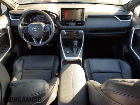 ✅ 2021 Toyota RAV4 Hybrid XSE • VIN: 4T3E6RFV3MU007439 • Lot: 87115745. Listed on Copart with 68,471 mi. Free auction sales archive from the USA and detailed vehicle history report at DreamBid. Image 8.