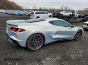 ✅ 2024 Chevrolet Corvette 2LT • VIN: 1G1YB2D48R5100264 • Lot: 92782875. Wystawiony na Copart z przebiegiem 811 mil. Bezpłatny archiwum sprzedaży aukcyjnych z USA i szczegółowy raport historii pojazdu na DreamBid. Zdjęcie 3.