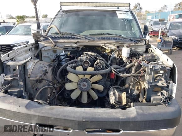 ✅ 2006 Chevrolet Silverado 2500HD LT1 • VIN: 1GCHK23U96F121414 • Lot: 41686044. Listed on IAAI with 165,248 mi. Free auction sales archive from the USA and detailed vehicle history report at DreamBid. Image 17.