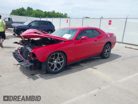 ✅ 2015 Dodge Challenger R/T • VIN: 2C3CDZAT6FH724315 • Лот: 42300127. Опубликован ранее на IAAI с пробегом 123 170 миль. Бесплатный доступ к архиву аукционных продаж из США и подробный отчёт об истории автомобиля на DreamBid. Изображение 18.